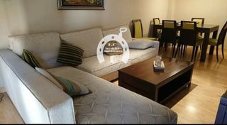 Etagenwohnung in Plaza Crevillente - Antiguos Juzgados - El Asilo. Magnífico piso de 3 habitaciones junto a la plaza crevillente