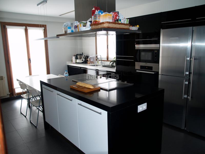 Foto 9eea9103-bb7c-453a-a85c-53fbeb20377e. Chalet en Zona Rural Este Vitoria - Gasteiz
