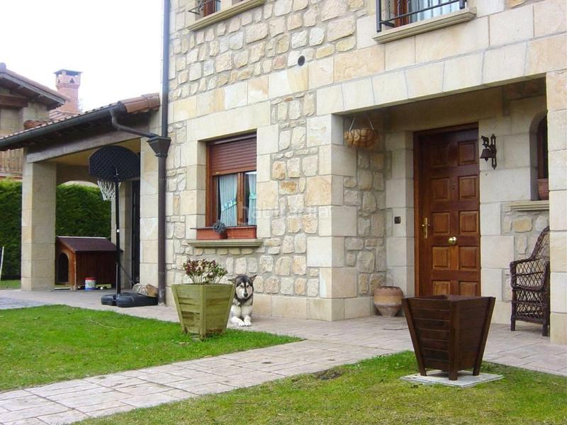 Foto 726cc74c-5c98-4390-8bb1-f16fd5c118a7. Xalet amb aparcament a Condado de Treviño