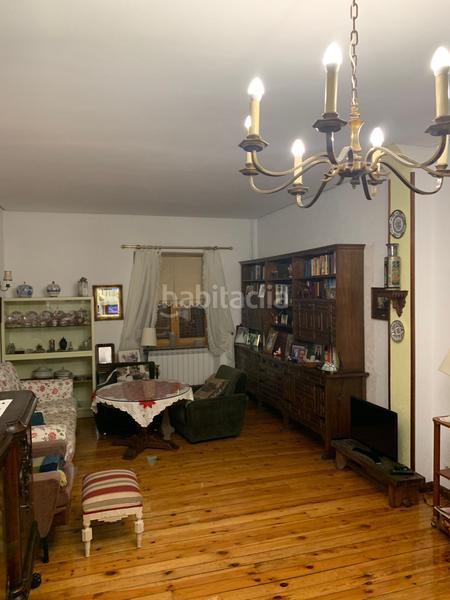 Foto 360f9b7e-f994-450c-9be6-65d0f795a17c. Casa adosada en Judimendi Vitoria - Gasteiz