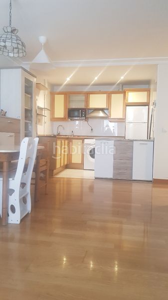 Foto 7e4f54d4-4a2f-4047-8c4c-95dc9f6d29db. Apartament amb calefacció a Ensanche Vitoria - Gasteiz