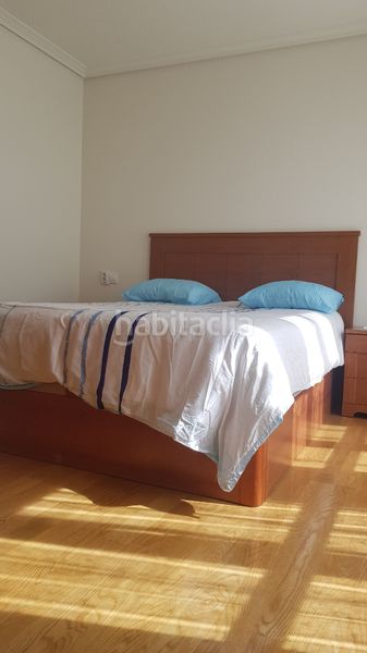 Foto fbbe399b-fade-4a00-8858-146ba6e48d1b. Apartament amb calefacció a Ensanche Vitoria - Gasteiz