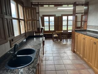 Chalet  N/a. Chalet individual