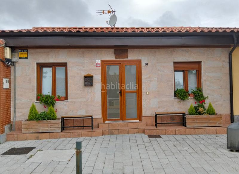 Foto 3fc7c19f-f8b2-436b-90e7-95c593705047. Maison jumelée avec cheminée chauffage dans Abetxuko Vitoria - Gasteiz