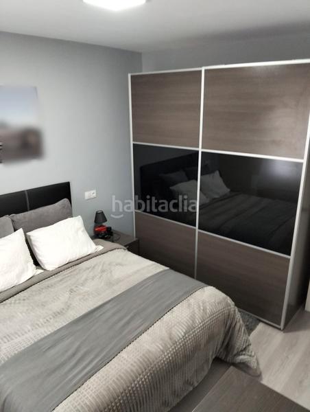 Foto ae439f51-dcd5-4d04-b126-064ef5a7b11c. Maison jumelée avec cheminée chauffage dans Abetxuko Vitoria - Gasteiz