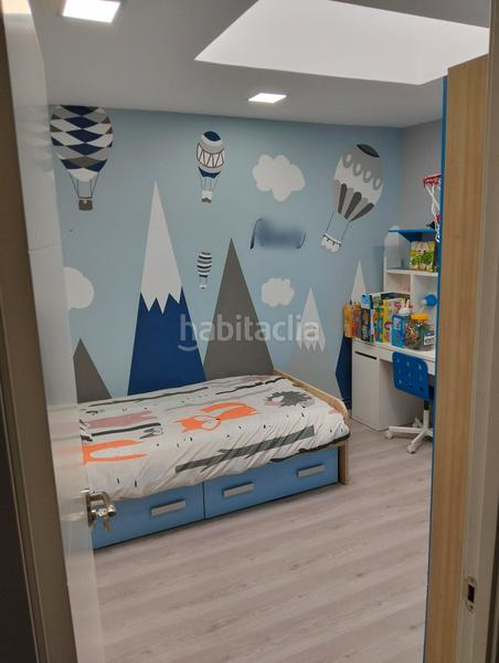 Foto c4ce4362-e11b-4dad-b5b9-c0571cb8cb41. Maison jumelée avec cheminée chauffage dans Abetxuko Vitoria - Gasteiz