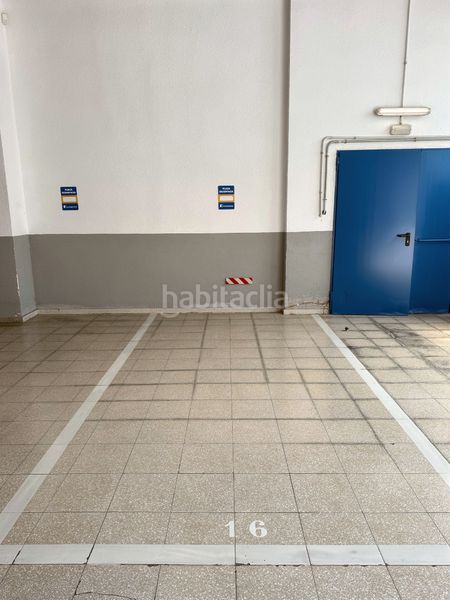 Foto bf1e8598-d2e8-4e65-8563-80dc5f08844e. Affitto posto auto in Pla d'en Boet Mataró
