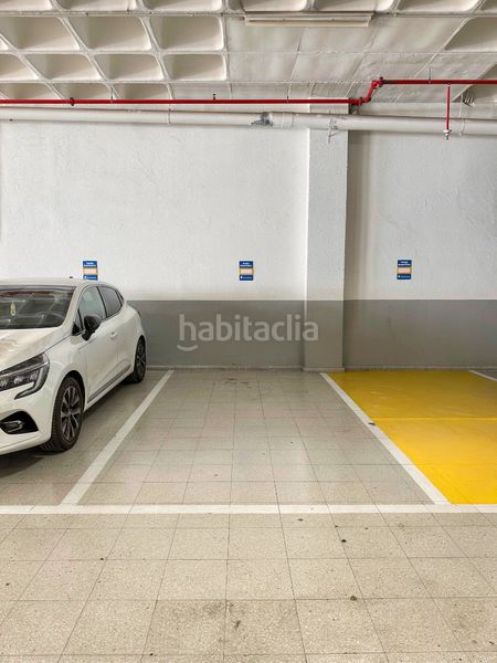 Foto fac62ca5-c9e6-48eb-8165-f9b25bd730de. Affitto posto auto in Pla d'en Boet Mataró