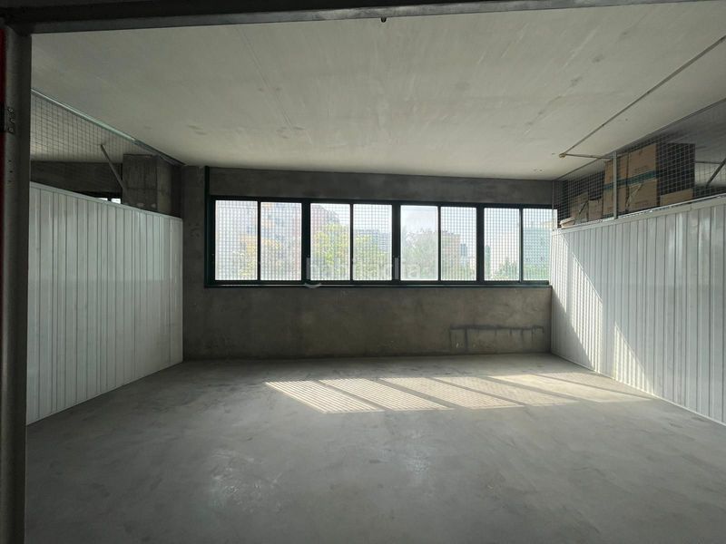 Foto 0efc4b3e-b0aa-4d4b-834b-87d6f5b2a15d. Rent business premise in carrer tarragona 18 in Zona Industrial Ripollet