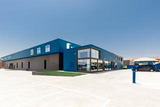 Location Parking voiture à Calle aviación 115. Plaza de parking de 12 m² en calonge, sevilla