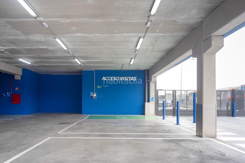 Foto 4ba85d7e-aaa0-4db6-8174-166207e90ff7. Rent business premise in paseo de arroyomolinos 67 in Móstoles