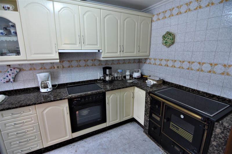 Foto e9e8723c-3a76-49b3-8110-fba0bf2782f5. Casa amb calefacció aparcament a Vilasantar