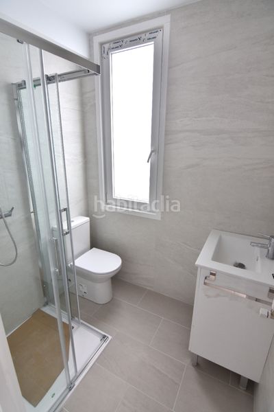 Foto f000a80d-e9f2-4e76-849b-b85c30bb896e. Piso en Centro Ferrol