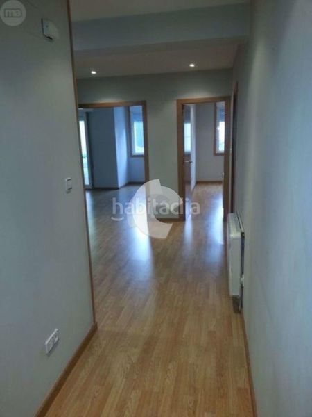 Foto 8c2217d7-b2d1-423a-9593-beddfab4a54a. Apartament amb calefacció a Ventiun Ourense