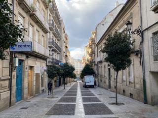 Location Local commercial  Cardenal quiroga. Excelente local de 400m2 en una sola planta. practicamente diafa