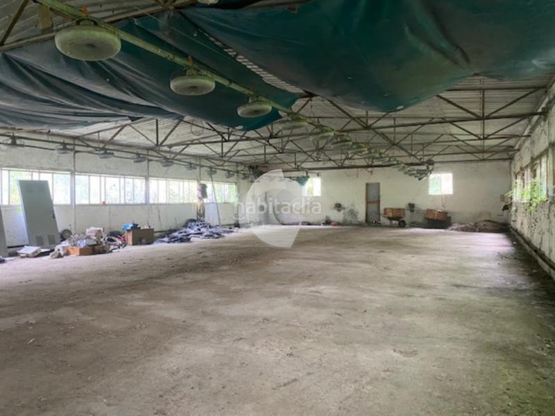 Foto f67cb2a3-d0cd-48bc-a096-3b0972bade77. Bâtiment à usage industriel dans Lobios