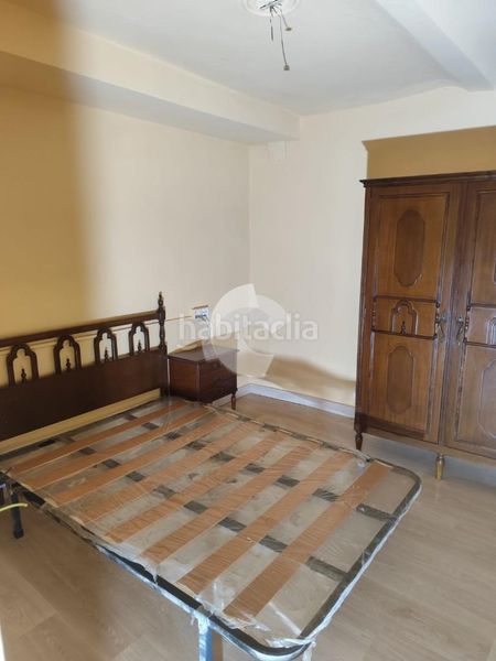 Foto b3ced5df-a317-40b7-aea6-bdf9bd8dbfc0. Pis a Casco Viejo Ourense