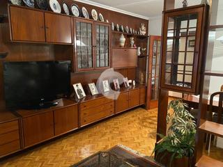 Pis  Progreso. Amplio piso de 4 dormitorios con armarios, 2 baños completos, sa