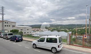 Terreny residencial  Piñeiral. Terreno de 900m2 urbanizable, excelente ubicación a pie de carre