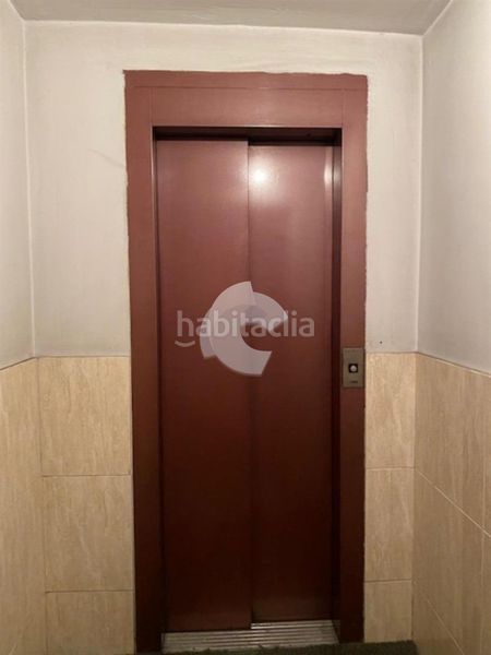 Foto 9973293e-fc3f-498e-bf6d-37f86d39665b. Aparcament cotxe a Barrocanes Ourense