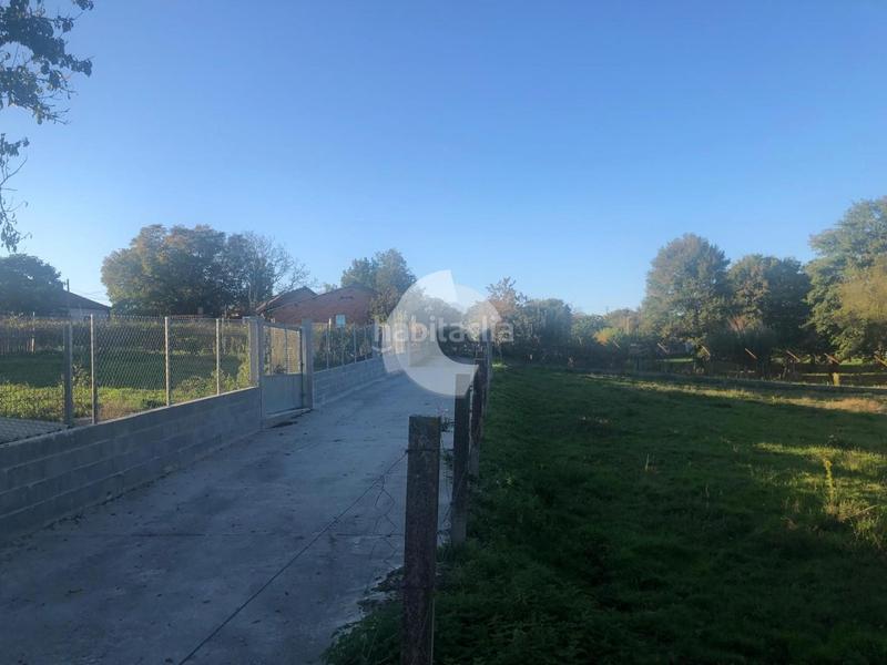 Foto 7b8b7023-0b56-498d-b957-37321e85434c. Terrain résidentiel dans Nogueira de Ramuín