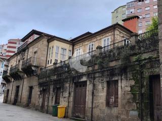 Casa a Posío. Casonapazo de 600 m2. ocupando en planta sobre una parcela de 1.