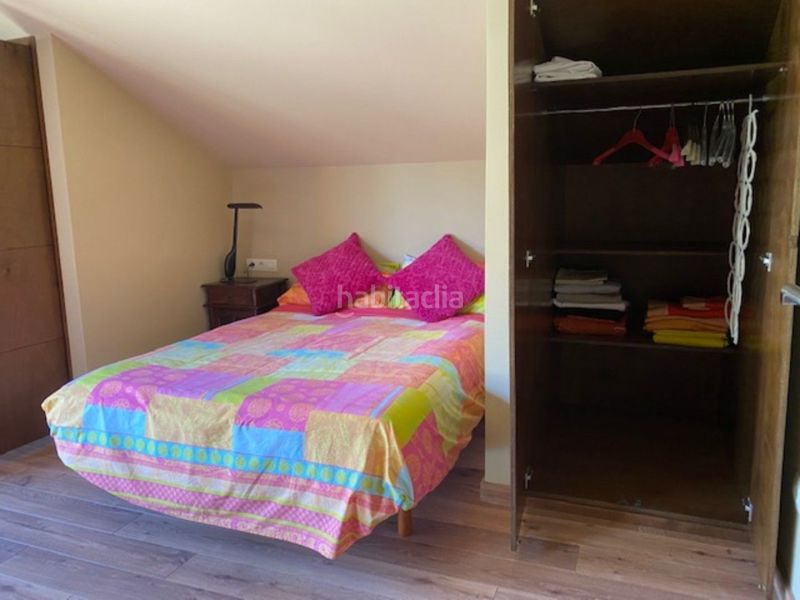 Foto e47a68e7-8452-4257-a281-14d7380c323b. Alquiler casa alquiler vacacional disponible del 15 julio al 15 de agosto. preciosa vivienda unifamiliar en finca de 1000 m2 con arboles, piscin en Oia