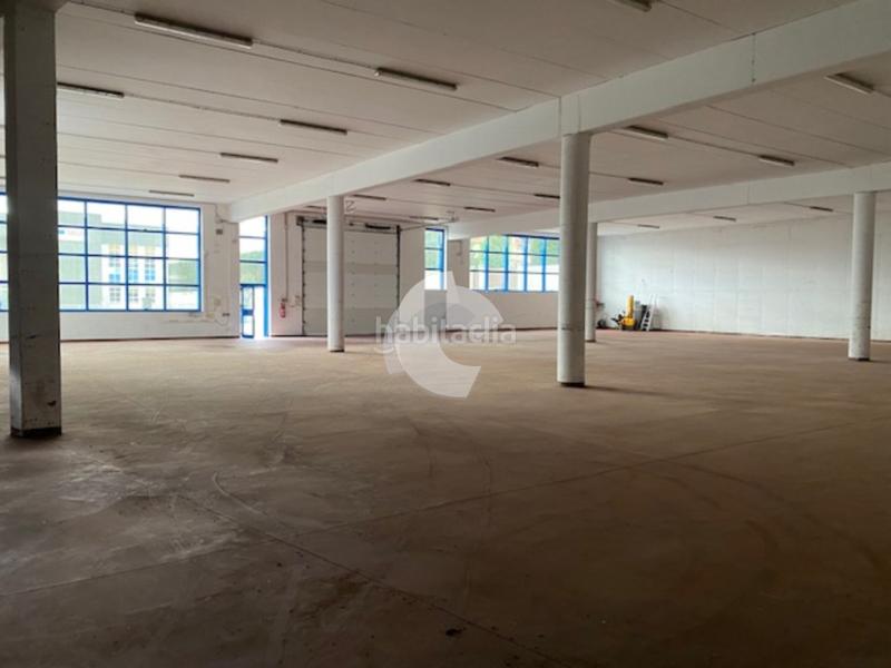 Foto 3568c109-dcea-4ac3-bdef-d75d2da56e50. Location bâtiment à usage industriel dans Mariñamansa Ourense