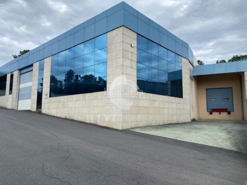 Foto d7c512e6-9222-468f-8871-5a105635bfe3. Location bâtiment à usage industriel dans Mariñamansa Ourense