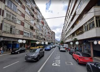 Location Local commercial  Rúa simon de monasterio. Local comercial de 144m2 en la sainza, zona jardín del posío. ve