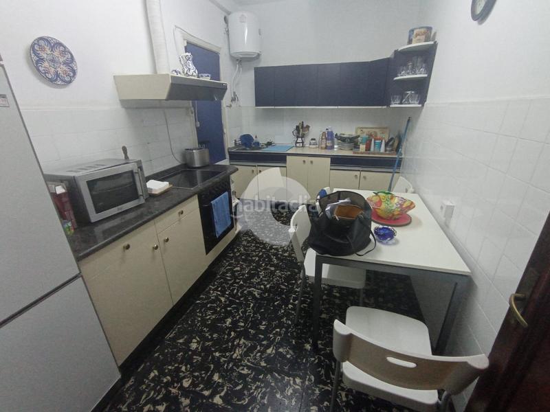 Foto ec26b9dc-fa00-4e1a-a97d-68d889840a43. Édifice dans Celanova