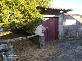 Maison  Vilariño. Casa de piedra de 317m2 para rehabilitar con 584m2 terreno. 3 ha