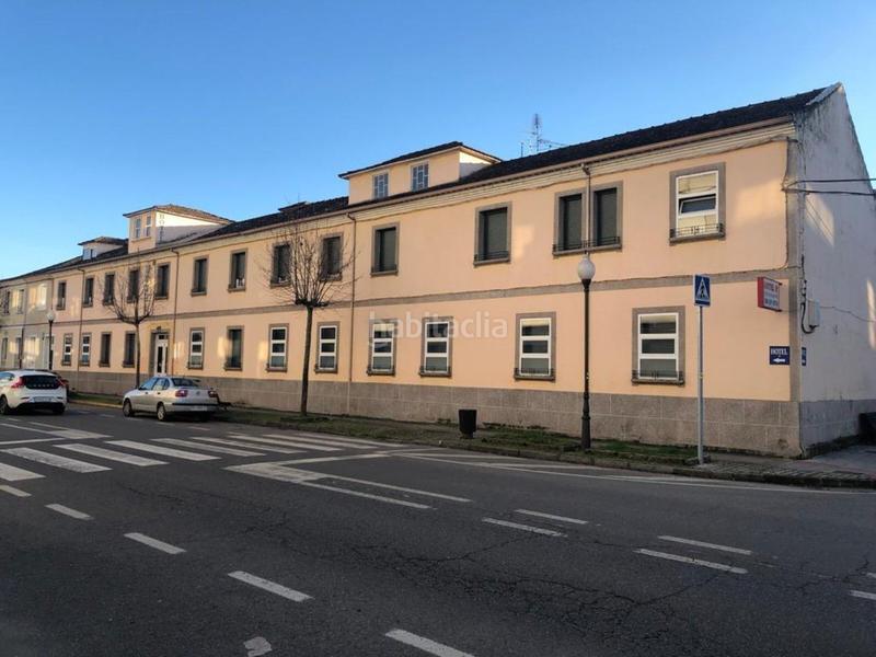 Foto 6b0485b8-85b8-4023-b6e5-bfbb2d8b4c53. Edifici a Verín