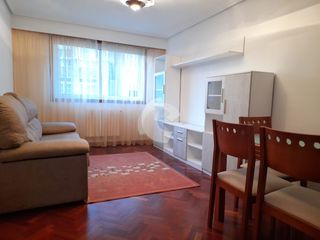 Miete Etagenwohnung in Couto. Se alquila vivienda en avenida de portugal, muy próxima a ervede