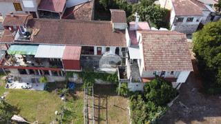 Reihenhaus in Cenlle. Vivienda adosada en el municipio de cenlle, necesita reforma int