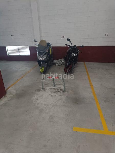 Foto 18856800-1771-4c93-8004-9bec36124022. Aparcament cotxe a San Cibrao das Viñas