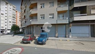 Business premise  Da universidade. Bajo para acondicionar a dos calles. 80 metros al lado de la uni