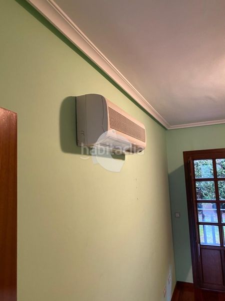 Foto 71470a25-463b-4647-943c-07625824a7e2. Edificio in Lobios