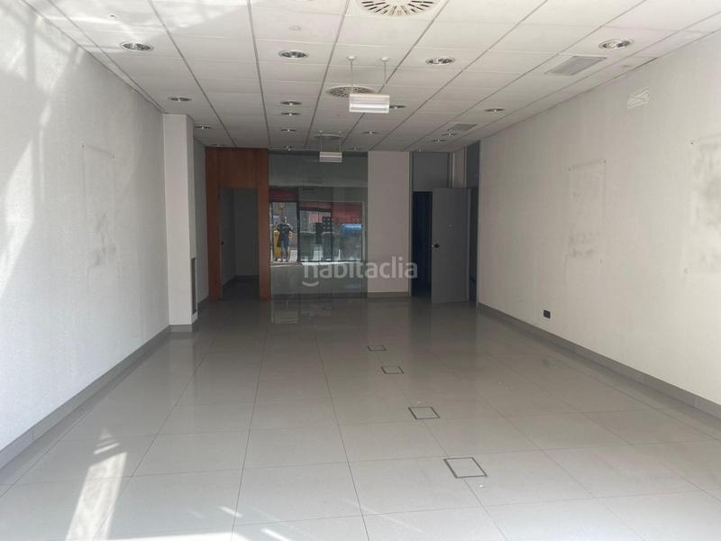 Foto 2c8b9cea-9d00-4e74-8678-44f9ec5eab0a. Local comercial  de 116m2 en marcelo macías. ven a verlo sin compromiso!  en inmobiliaria centro hacemos mucho más sencilla la v en Ourense