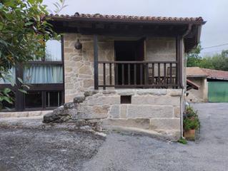 Casa aparellada  Lugar nigueiroa