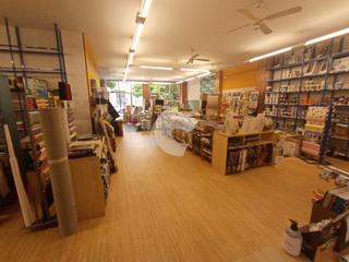 Local Comercial  Vicente risco. Excelente local comercial de 600m2 en el barrio del puente, a es