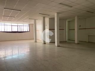 Local Comercial a Posío. Local comercial con acceso por manuel murguia y avda. zamora de