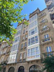 Lloguer Pis  Do paseo. Alquiler paseo  edificio vazquez gulias  lujo y comodidad en cad