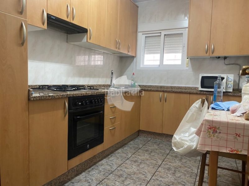 Foto 8ef33ef5-551a-4f60-ba3b-3097571c12ac. Casa adossada a Lobios