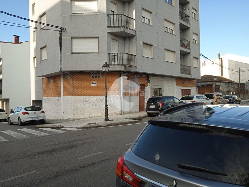 Foto 035202b4-6be5-4b7a-b463-87ac064a6645. Local comercial a Carballiño (O)