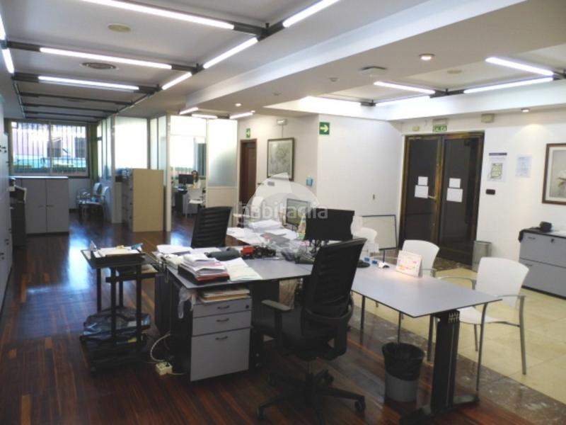 Foto 4c322c02-b7a5-4ddf-8daf-9b48289317db. Bureau dans Centro Ourense