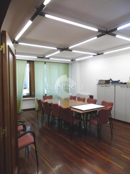 Foto 88f0d1b9-05fc-4c48-b579-eb305785146a. Bureau dans Centro Ourense