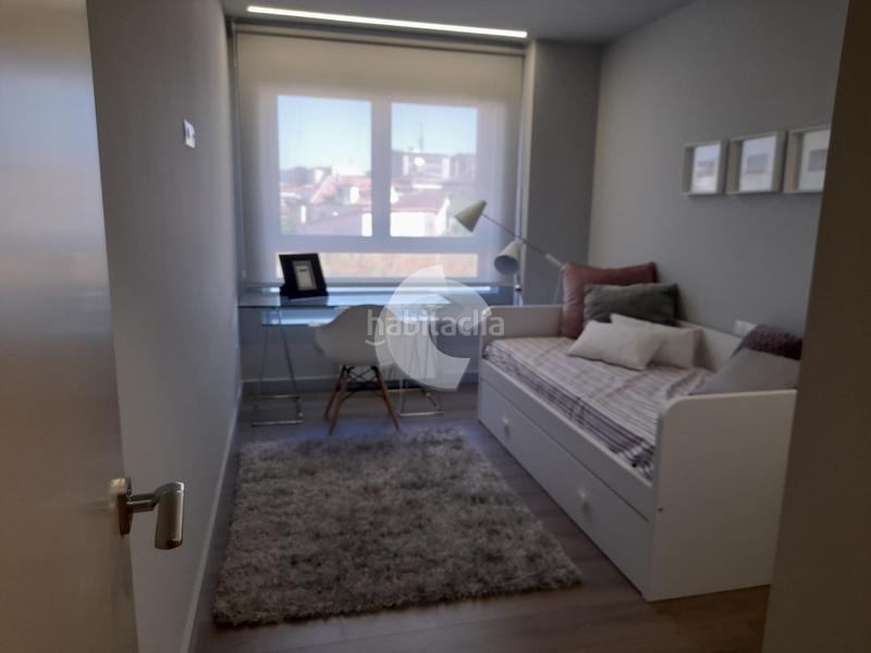 Foto bbcd1d56-6add-4109-9c79-8e206e13d1f2. Piso  a estrenar con excelentes calidades, 3 dormitorios con armarios, 1 baño completo, aseo , saloncomedor, cocina independiente, en Ourense
