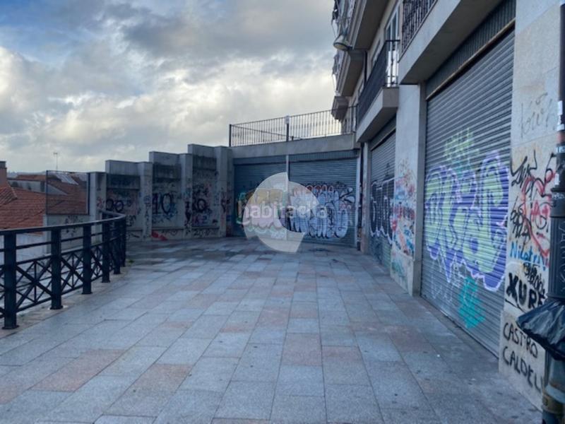 Foto b69f86cf-c9e4-4619-be23-1f17942782c3. Locale commerciale in Casco Viejo Ourense