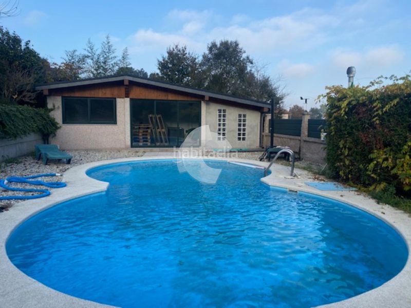Foto 97033f58-7e24-45c0-8d3a-b768548b86cc. Casa amb calefacció aparcament piscina a Barbadás